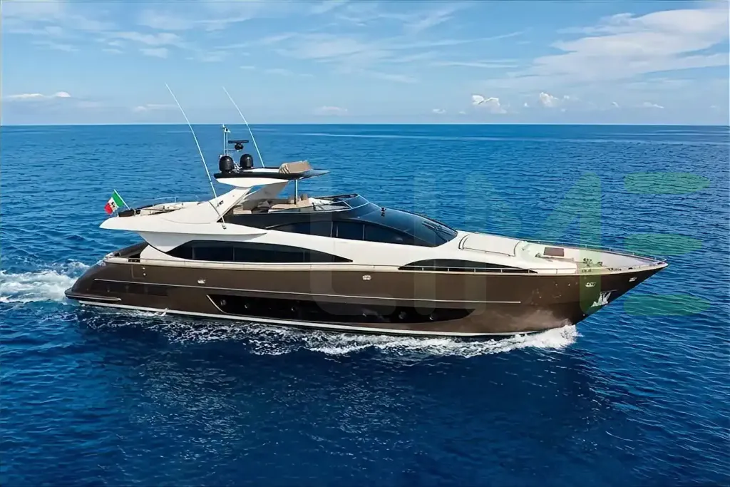 White Fatsa yacht - 2026 guide with the owner of the world's 8445th largest yacht, the 153rd largest yacht built by superyacht builder Riva, based in Italy.