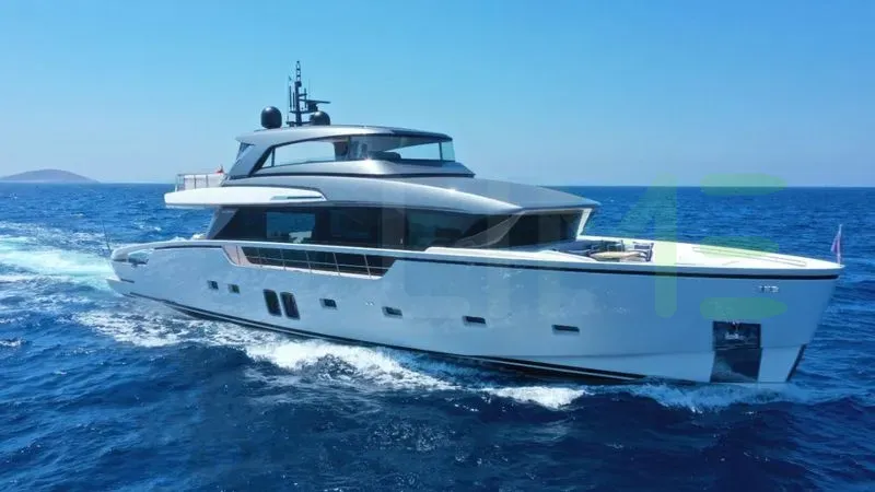 White Felicita yacht - 2026 guide with the owner of the world's 9946th largest yacht, the 560th largest yacht built by superyacht builder Sanlorenzo, based in Italy.