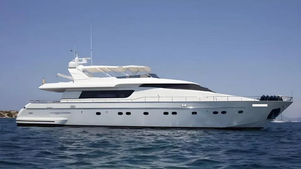 Fortuna yacht, a 82 ft Sanlorenzo luxury superyacht underway, 25 meters, built in 2013.