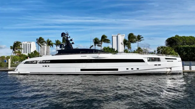 Franklie yacht, a 160 ft Rossinavi luxury superyacht underway, 49 meters, built in 2024.
