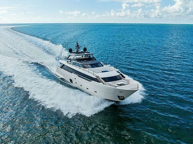Gatsby yacht, a 95 ft Sanlorenzo luxury superyacht underway, 29.1 meters, built in 2020.