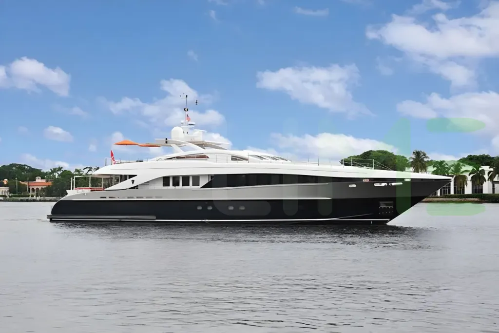 White Hashtag yacht - 2026 guide with the owner of the world's 3493rd largest yacht, the 113th largest yacht built by superyacht builder Heesen, based in Netherlands.