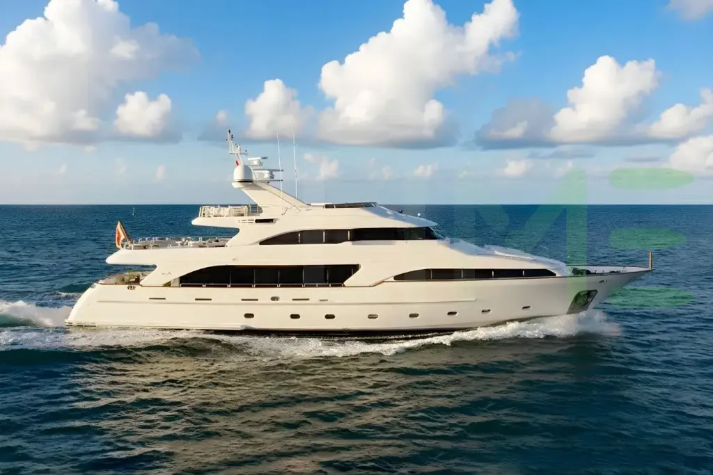 White Hoshi yacht - 2026 guide with the owner of the world's 4082nd largest yacht, the 303rd largest yacht built by superyacht builder Benetti, based in Italy.