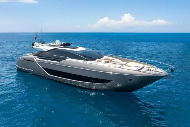 Kar yacht, a 88 ft Riva luxury superyacht underway, 26.92 meters, built in 2021.