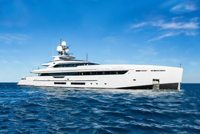 Kinda yacht, a 164 ft Tankoa luxury superyacht underway, 50 meters, built in 2022.