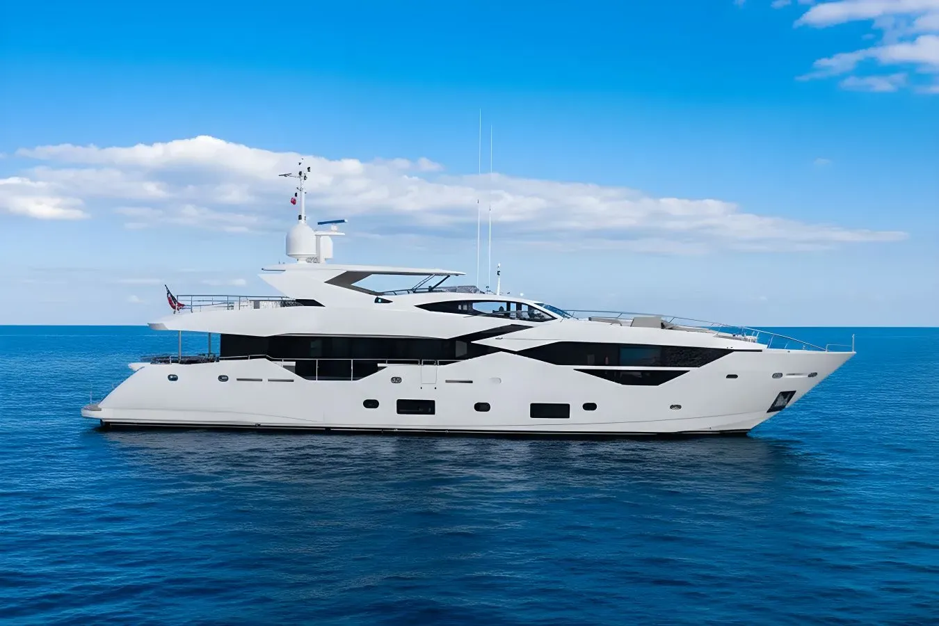 King Power yacht, a 115 ft Sunseeker luxury superyacht underway, 35.2 meters, built in 2016.