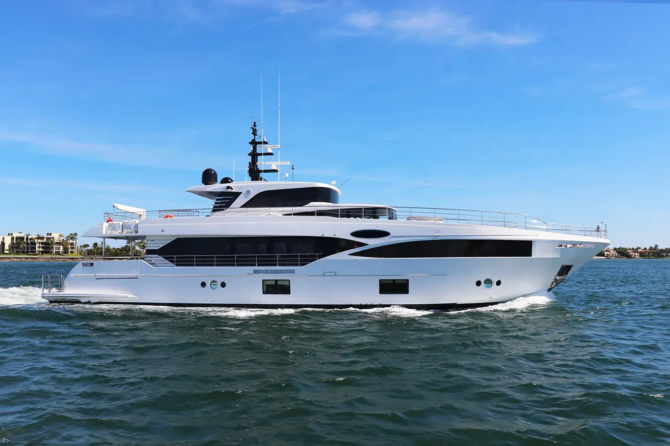 Krishh yacht, a 103 ft Gulf Craft luxury superyacht underway, 31.68 meters, built in 2019.