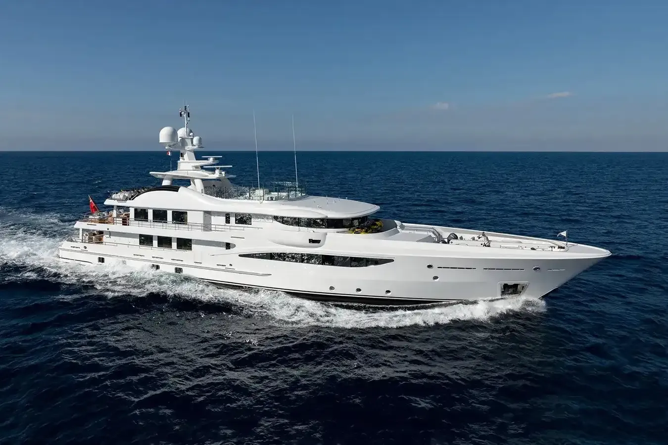 La Mirage yacht, a 171 ft Amels luxury superyacht underway, 52.3 meters, built in 2007, 2018.