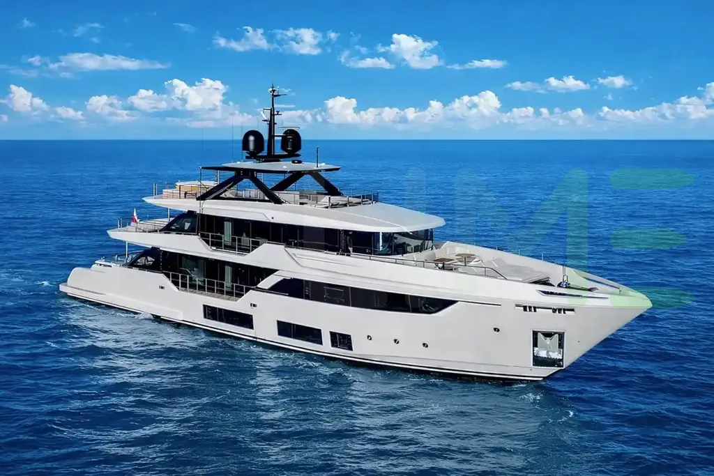 White La Vetta yacht - 2026 guide with the owner of the world's 2937th largest yacht, the 29th largest yacht built by superyacht builder Custom Line, based in Italy.