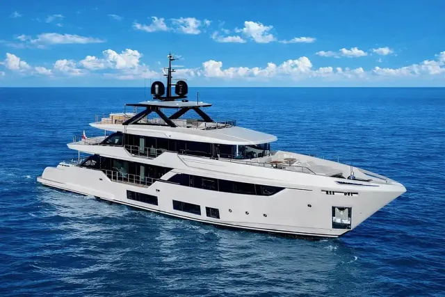 La Vetta yacht, a 127 ft Custom Line luxury superyacht underway, 38.76 meters, built in 2025.