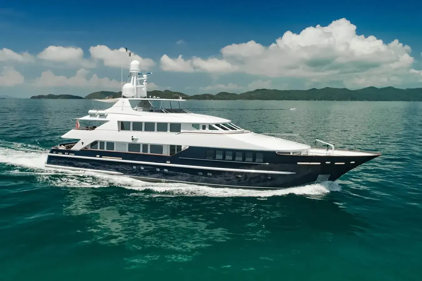 Lady Azul yacht, a 129 ft Heesen luxury superyacht underway, 39.4 meters, built in 2001, 2021.