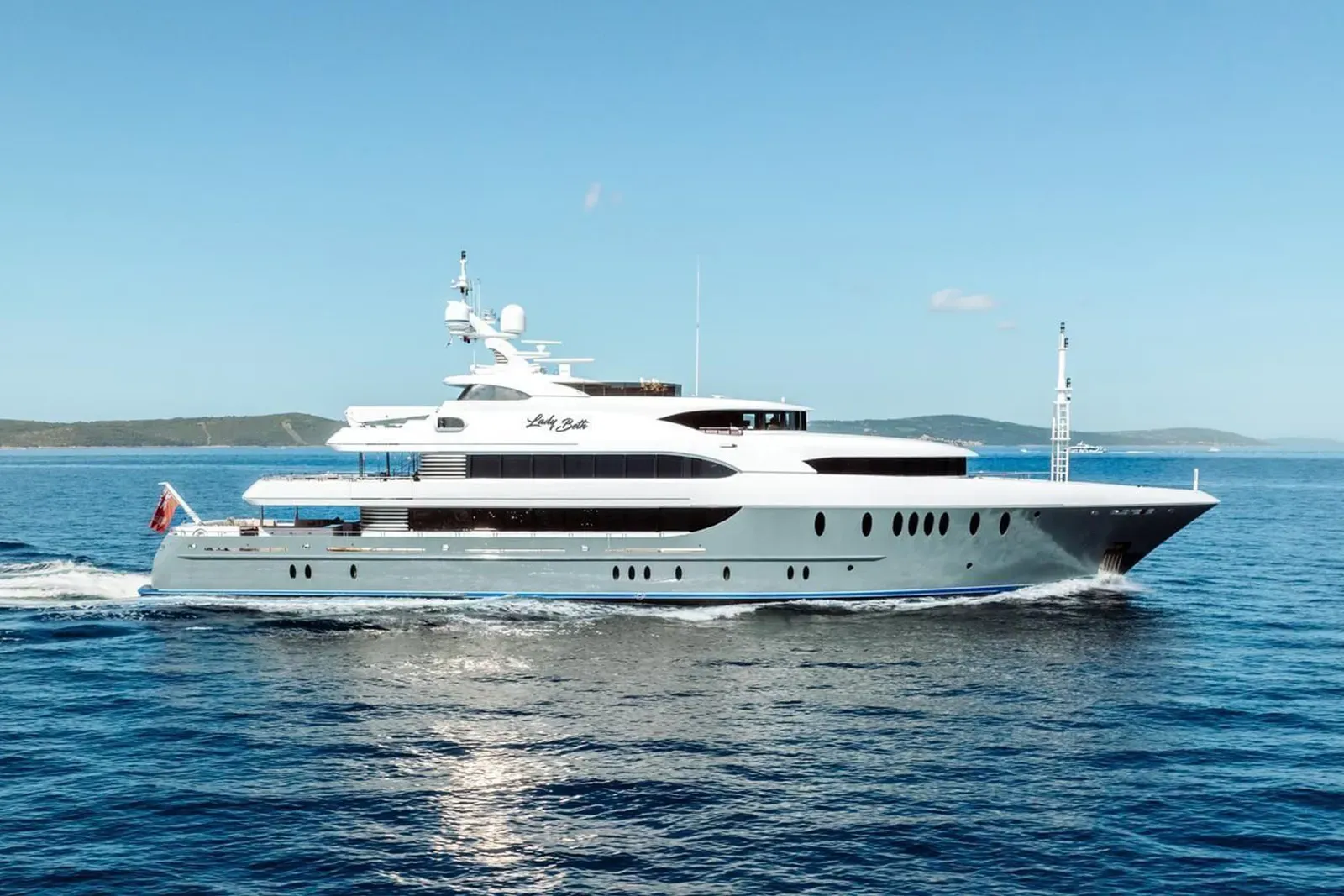 Lady Beth yacht, a 180 ft Newcastle luxury superyacht underway, 54.86 meters, built in 2011, 2020.