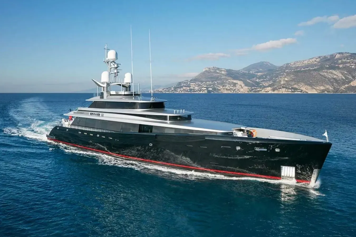 Lady Victoria yacht, a 152 ft Feadship luxury superyacht underway, 46.6 meters, built in 2015, 2022.