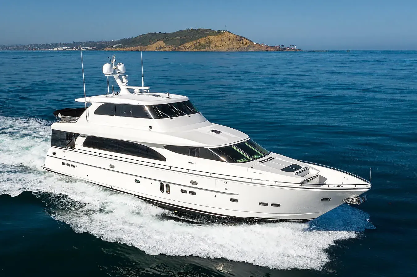 Liberty yacht, a 82 ft Horizon luxury superyacht underway, 24.99 meters, built in 2006.