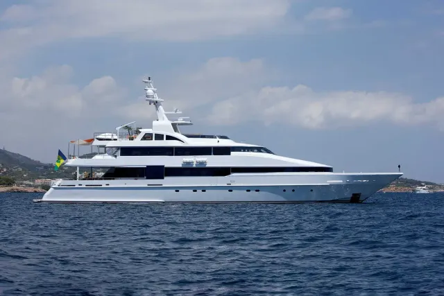 Life Saga yacht, a 138 ft Heesen luxury superyacht underway, 42.09 meters, built in 1994, 2014.