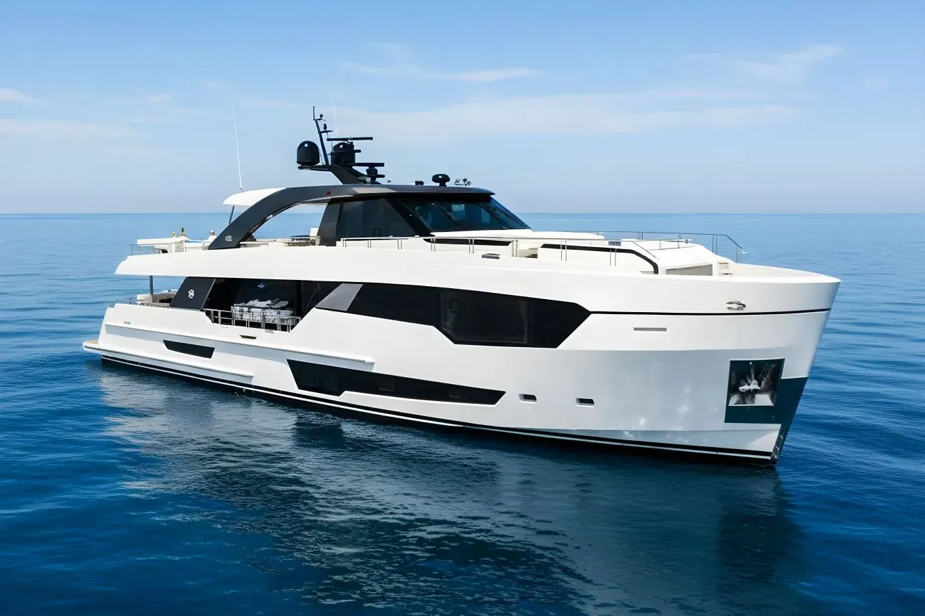 Living Life yacht, a 97 ft Ocean Alexander luxury superyacht underway, 29.64 meters, built in 2022.