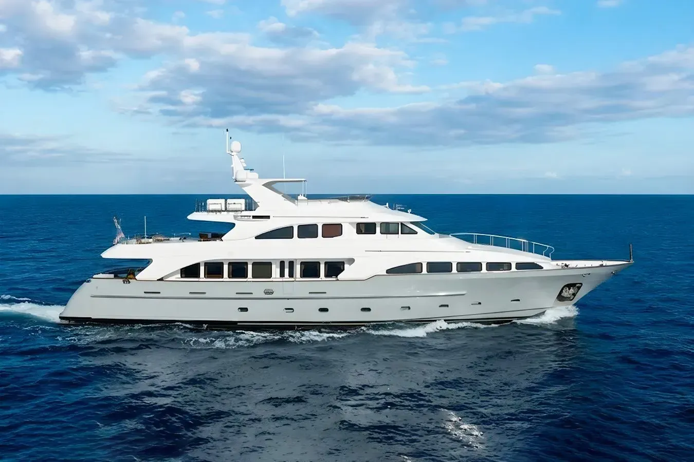 Loulou yacht, a 114 ft Benetti luxury superyacht underway, 35 meters, built in 2001, 2021.