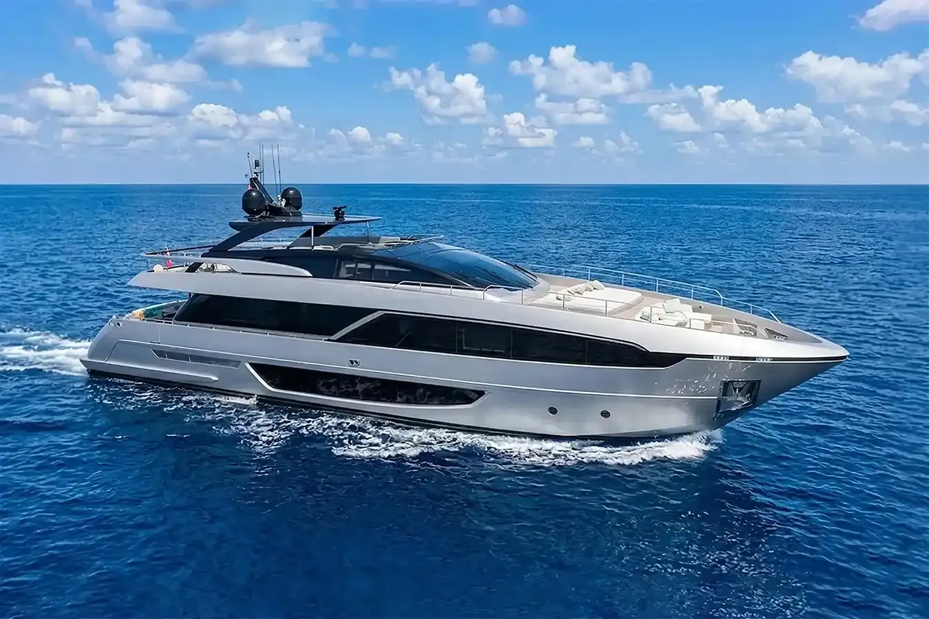 Lublu yacht, a 98 ft Riva luxury superyacht underway, 29.9 meters, built in 2018.