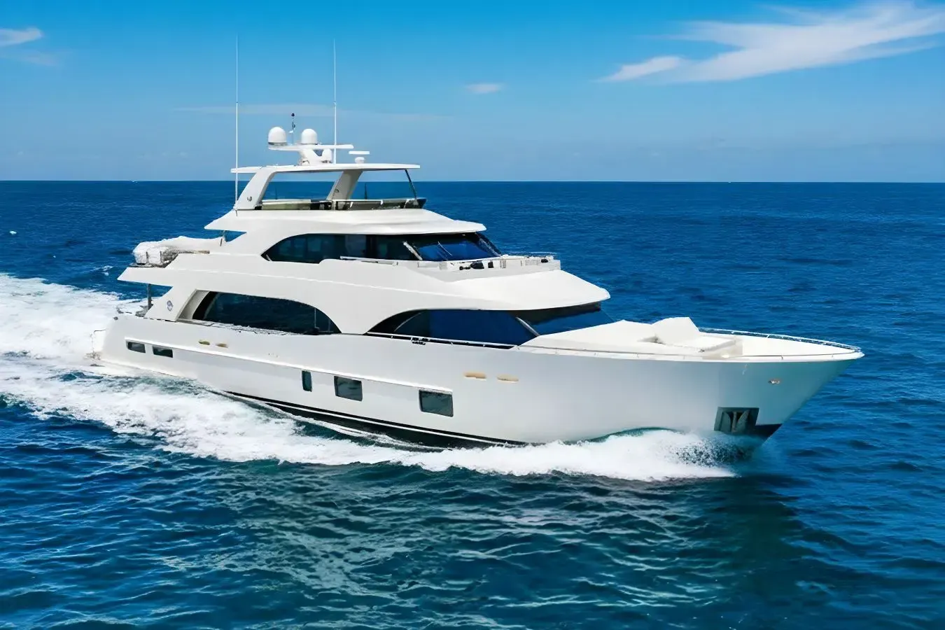 Mangata 112 ft yacht (34m) Ocean Alexander yachts off market. The best new and used boats. One of twelve superyachts.