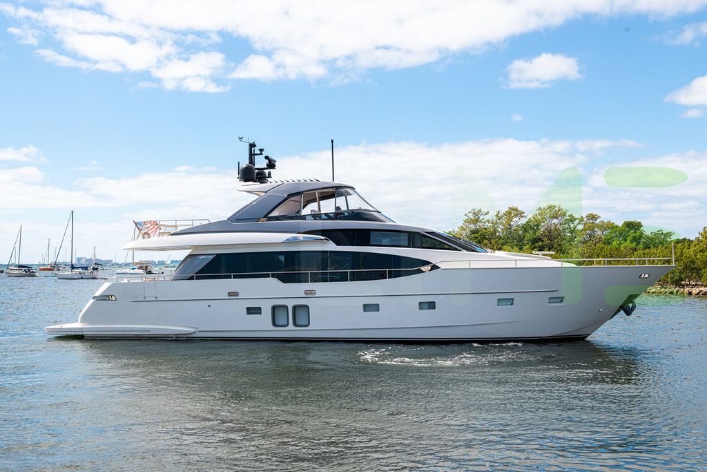 White Maravi yacht - 80' (24m) Sanlorenzo offered by LIME Yachts and Brokerage of Ft Lauderdale, Florida.