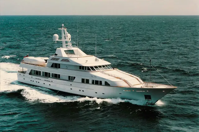 Maria yacht, a 171 ft Feadship luxury superyacht underway, 52.12 meters, built in 1995, 2014.