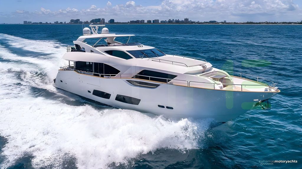 White Mirracle yacht - 95' (28m) Sunseeker offered by LIME Yachts and Brokerage of Ft Lauderdale, Florida.