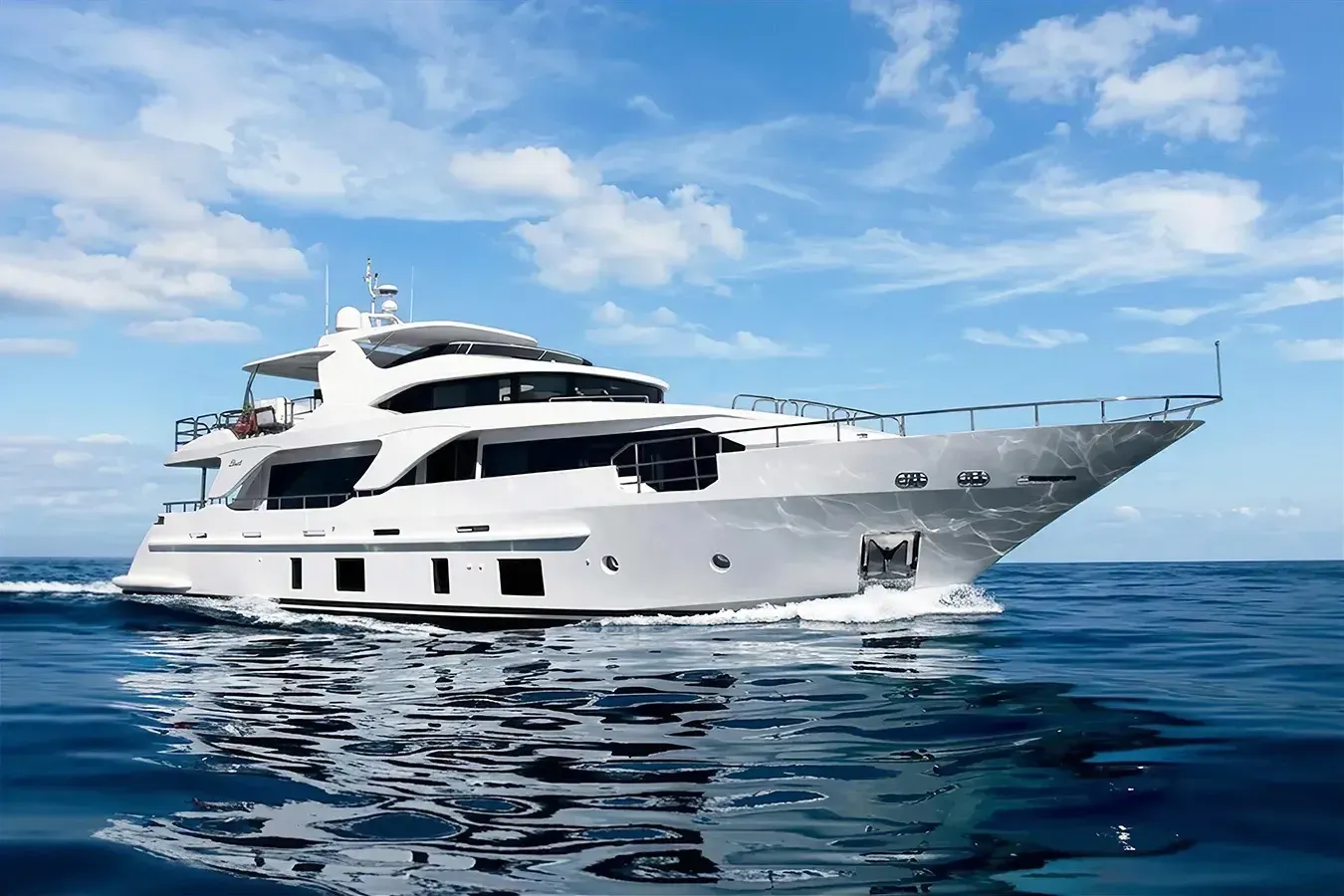 Mister Z yacht, a 93 ft Benetti Yachts luxury superyacht underway, 28.5 meters, built in 2014.