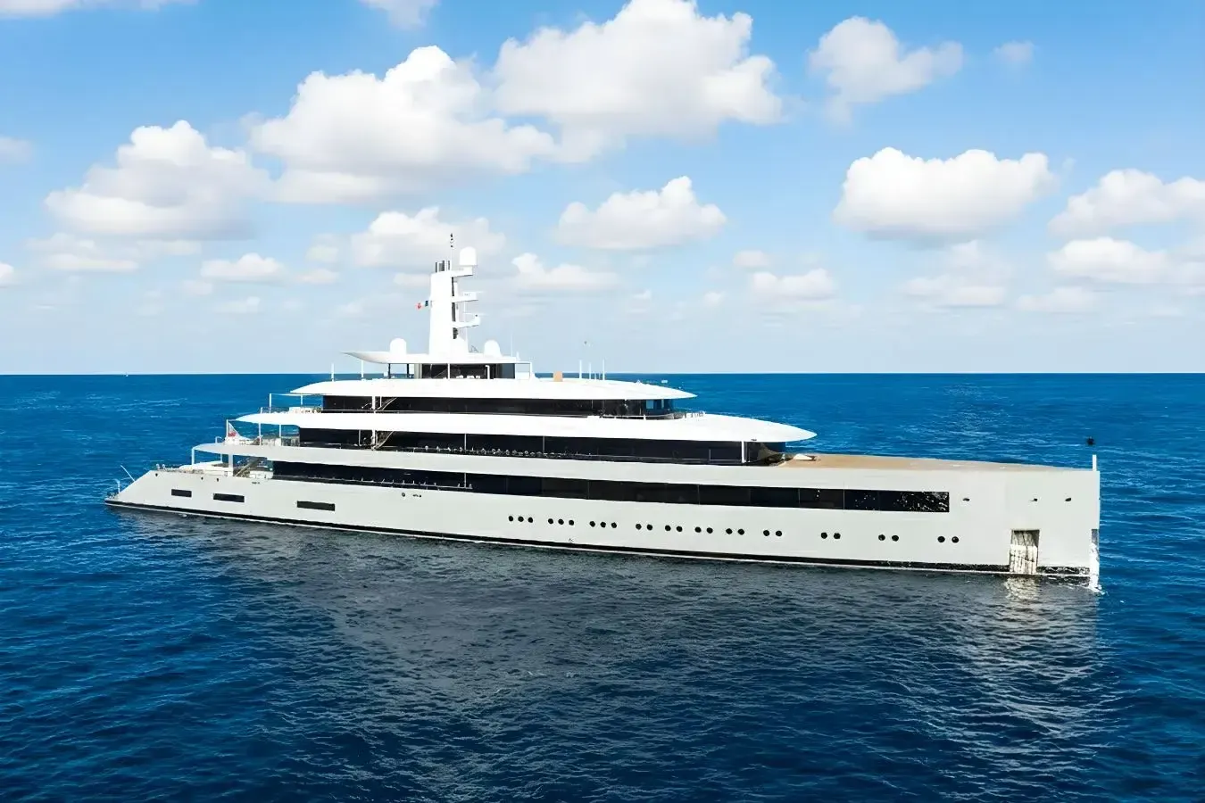 Moonrise yacht, a 327 ft Feadship luxury superyacht underway, 99.9 meters, built in 2020, 2022.