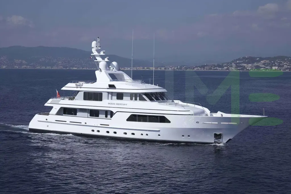 White Ocean Mercury yacht - 2026 guide with the owner of the world's 2885th largest yacht, the 196th largest yacht built by superyacht builder Feadship, based in Netherlands.