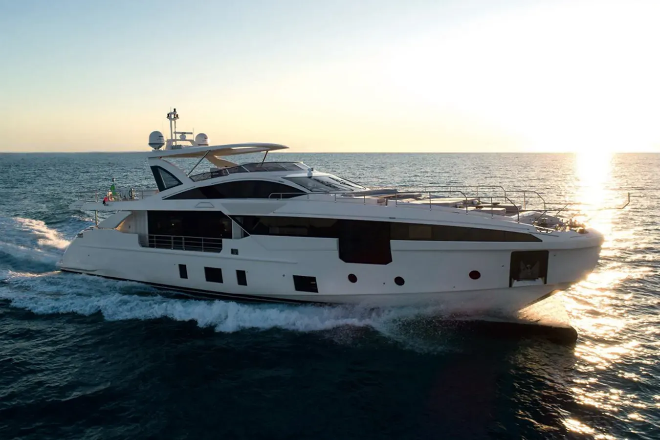 One & Only yacht, a 105 ft Azimut luxury superyacht underway, 32 meters, built in 2020.