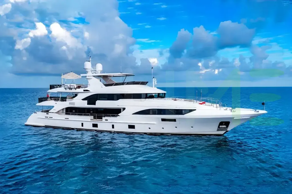 White Patience yacht for charter and price, located in Caribbean; Bahamas; Antigua; Saint Martin; St Barts offered for rent by LIME Yachts and Brokerage located in Fort Lauderdale Florida.