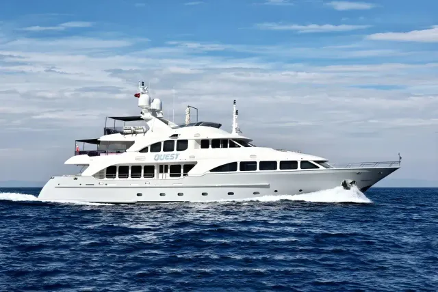 Quest R yacht, a 120 ft Benetti luxury superyacht underway, 36.7 meters, built in 2008, 2018.