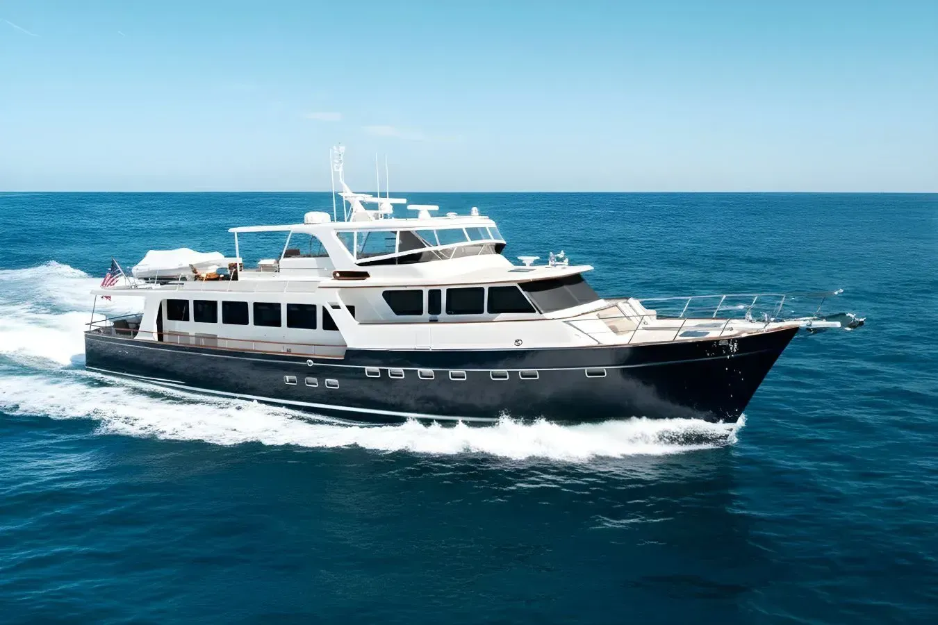 Rat Pack yacht, a 97 ft Marlow luxury superyacht underway, 29.57 meters, built in 2011.