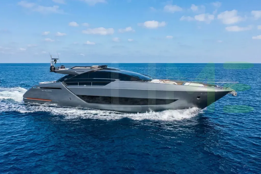 White Rocket yacht - 2026 guide with the owner of the world's 9750th largest yacht, the 164th largest yacht built by superyacht builder Riva, based in Italy.