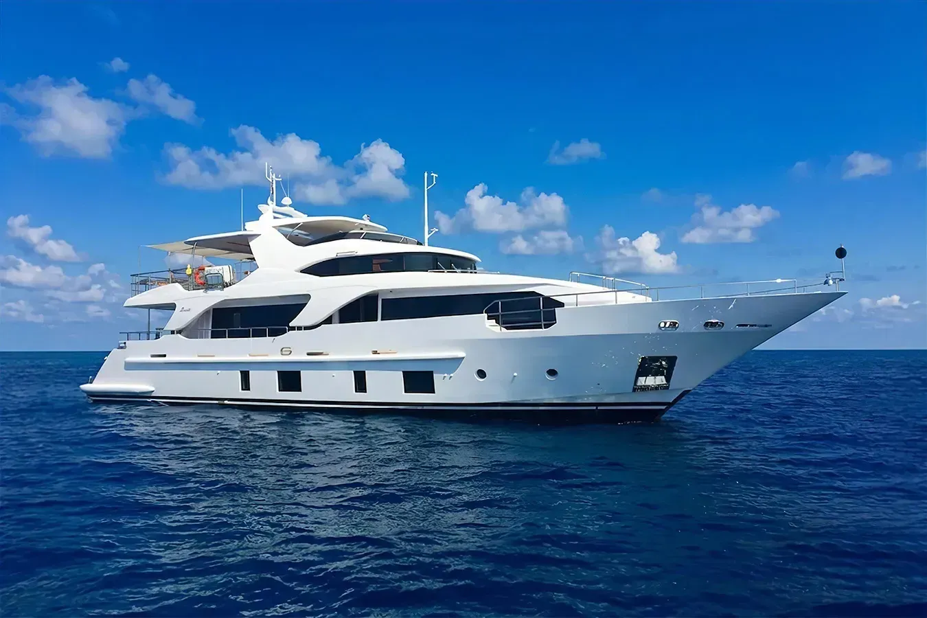 Ruf-Fles yacht, a 93 ft Benetti Yachts luxury superyacht underway, 28.5 meters, built in 2016.