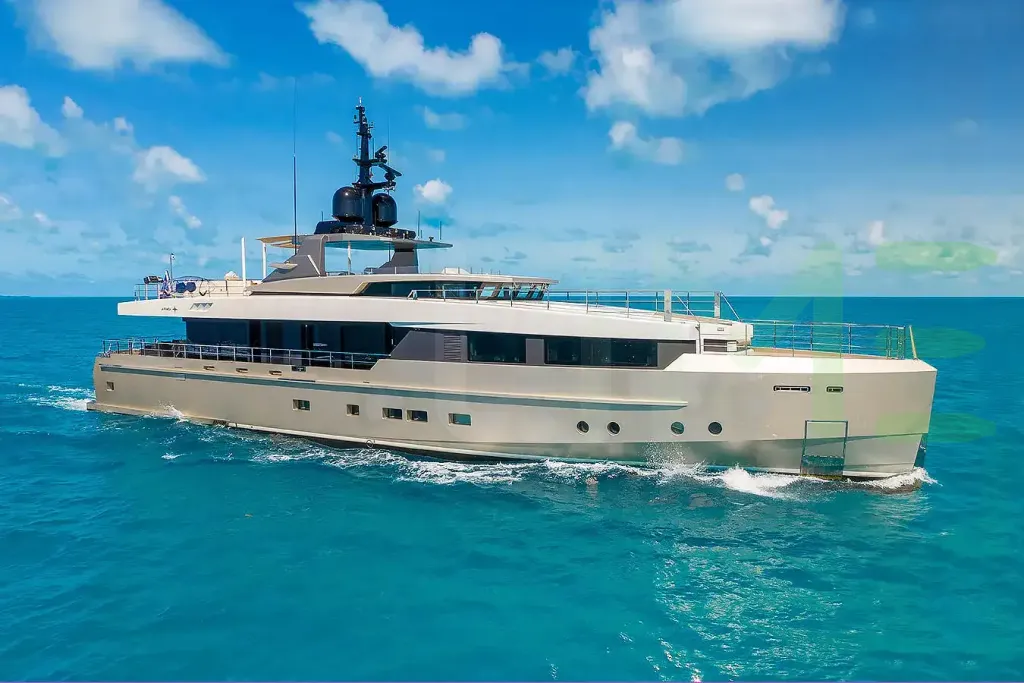 White Safe Haven yacht - 2026 guide with the owner of the world's 3282nd largest yacht, the 28th largest yacht built by superyacht builder Admiral, based in Italy.