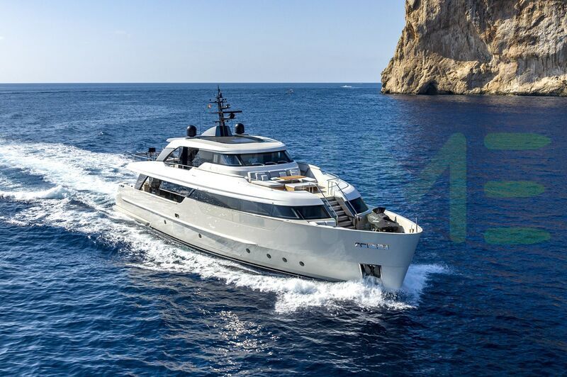 White Sahasa yacht - 2026 guide with the owner of the world's 7741st largest yacht, the 368th largest yacht built by superyacht builder Sanlorenzo, based in Italy.