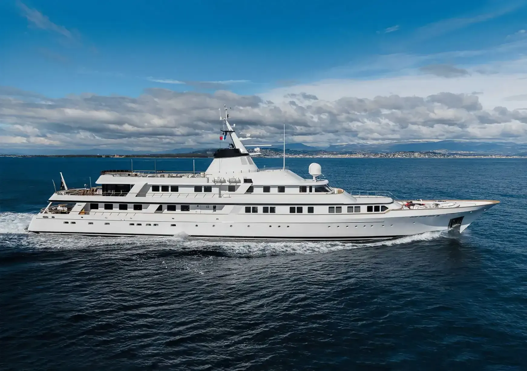 Sanoo yacht, a 198 ft Feadship luxury superyacht underway, 60.55 meters, built in 1979, 2019.