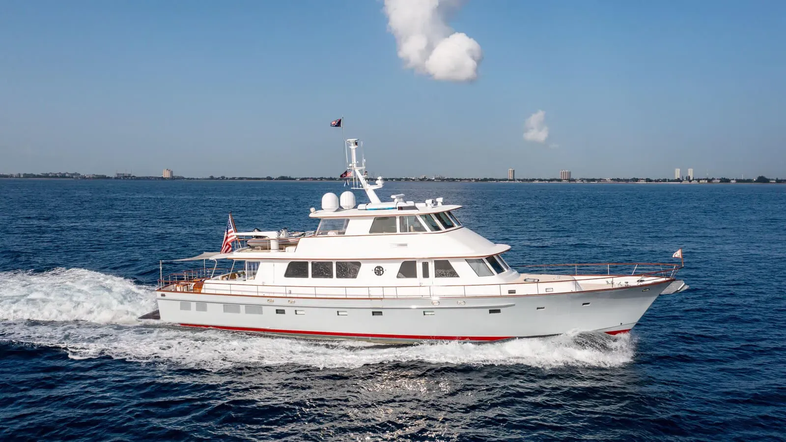 Sea Bold yacht, a 96 ft New England luxury superyacht underway, 29.26 meters, built in 2003, 2020.