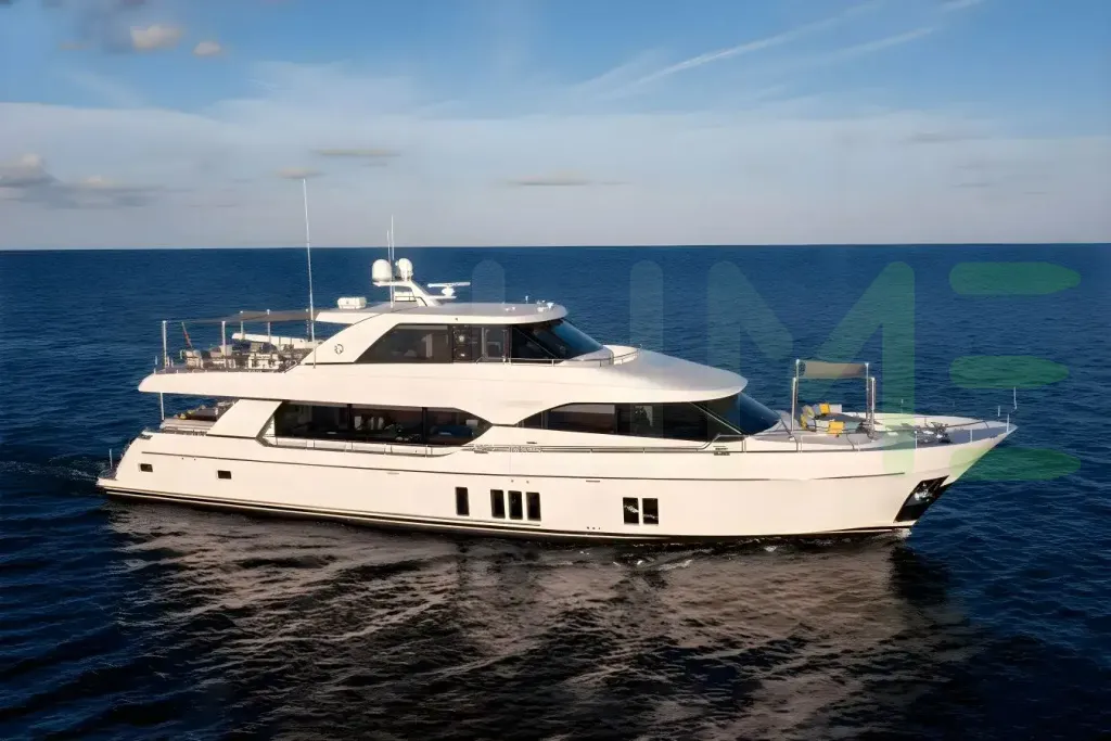 White Sea N Sea yacht - 2026 guide with the owner of the world's 6537th largest yacht, the 61st largest yacht built by superyacht builder Ocean Alexander, based in Taiwan.