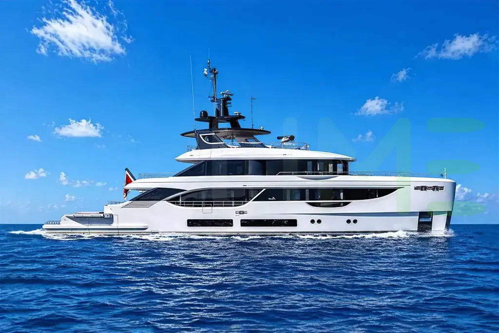 White Seaesta yacht - 2026 guide with the owner of the world's 4501st largest yacht, the 307th largest yacht built by superyacht builder Benetti Yachts, based in Italy.