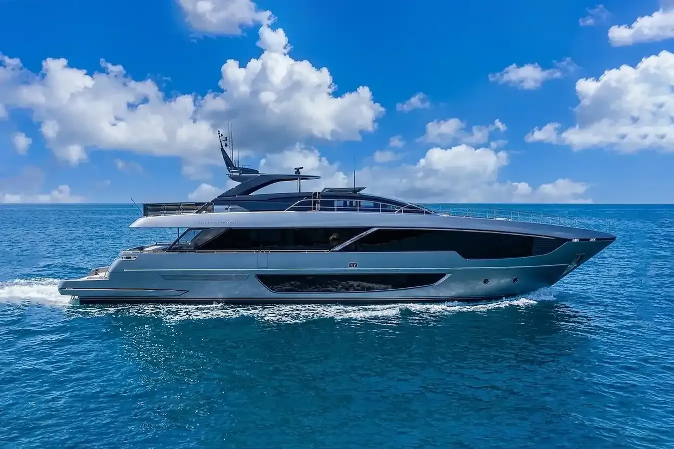 Sedici yacht, a 99 ft Riva luxury superyacht underway, 30.24 meters, built in 2026.