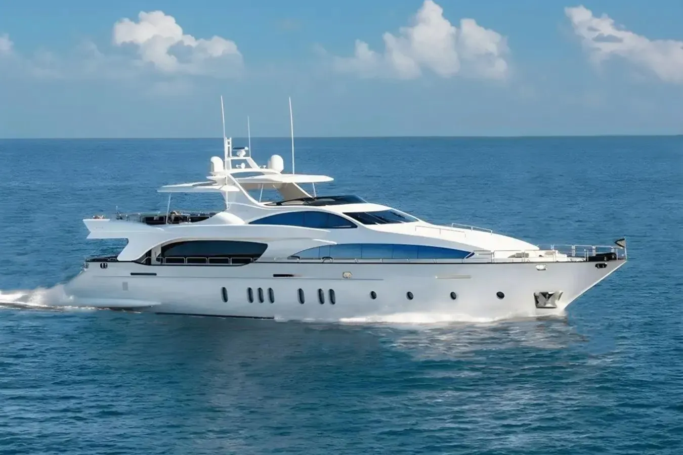 Serendipity yacht, a 116 ft Azimut luxury superyacht underway, 35.5 meters, built in 2008.