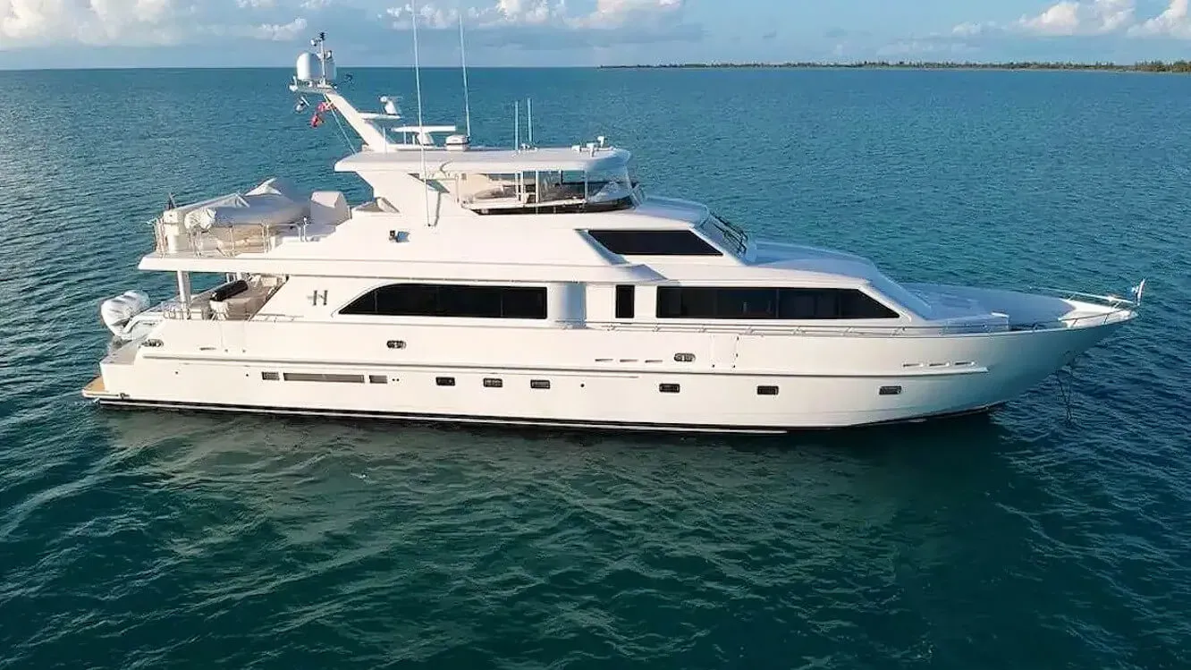 Sterling V yacht, a 93 ft Hargrave luxury superyacht underway, 28.35 meters, built in 2007, 2019.