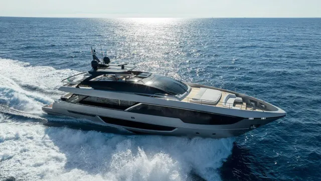 Stile Di Vita yacht, a 102 ft Riva luxury superyacht underway, 31.08 meters, built in 2023.