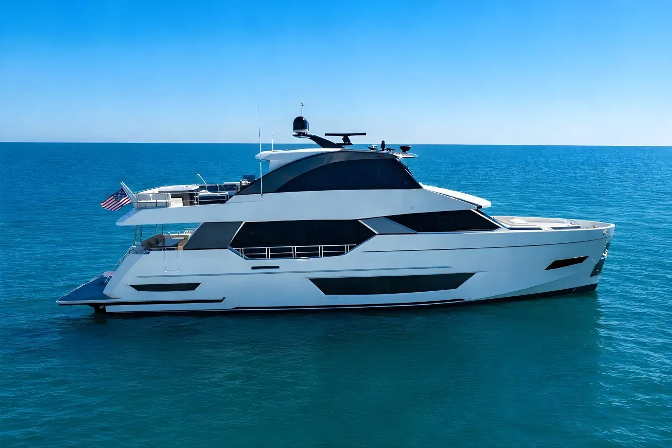 Stottsea yacht, a 83 ft Ocean Alexander luxury superyacht underway, 25.45 meters, built in 2019.