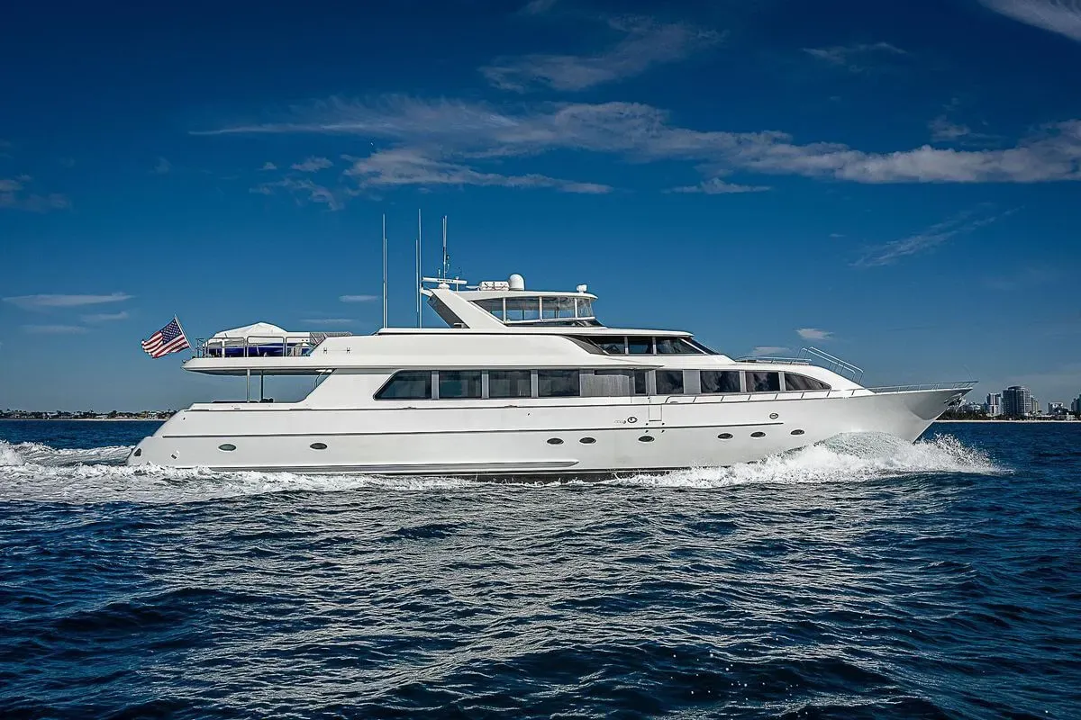 Superstar yacht, a 112 ft Westport luxury superyacht underway, 34.14 meters, built in 2001, 2020.