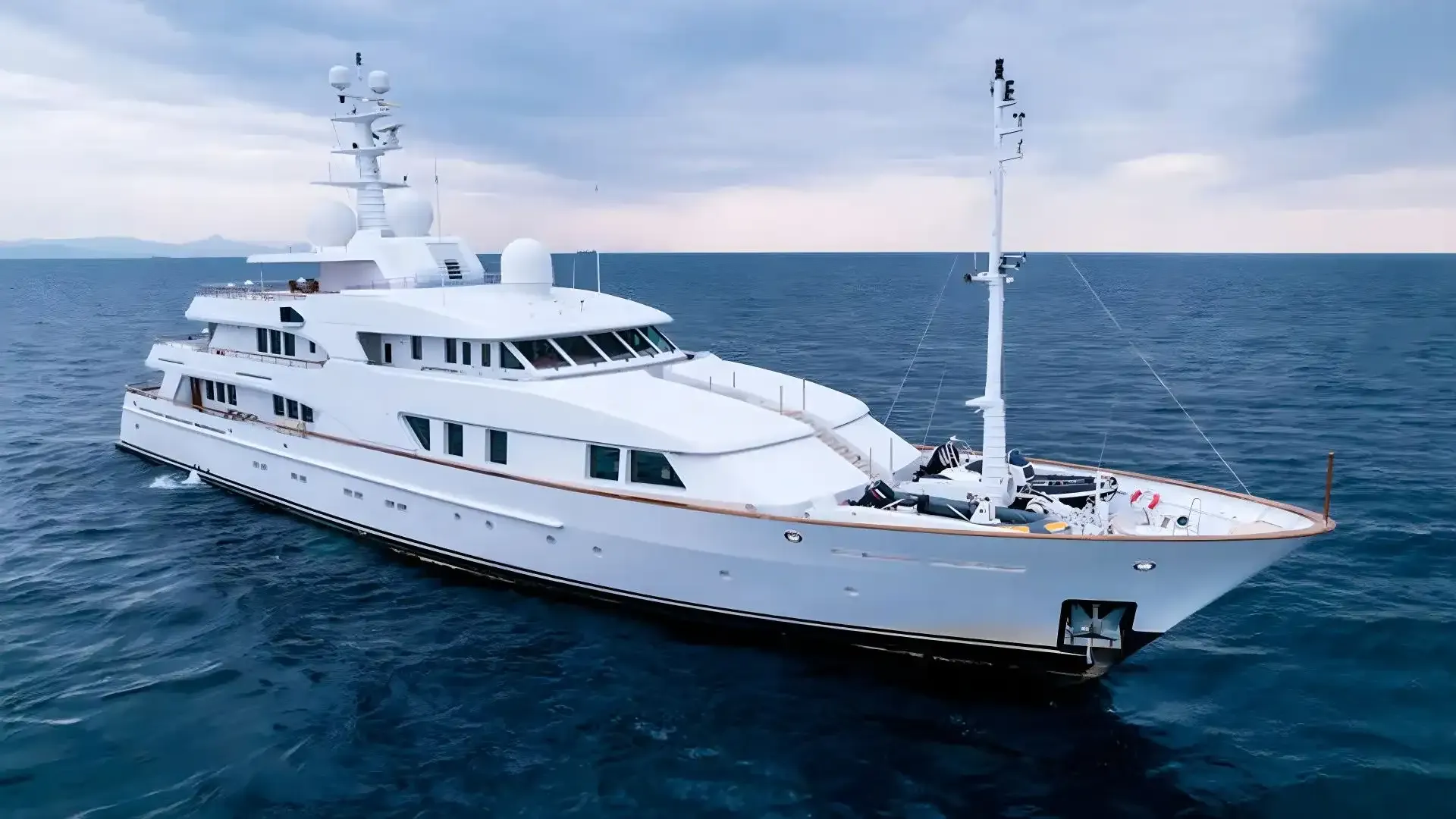 Tamteen yacht, a 178 ft Amels luxury superyacht underway, 54.4 meters, built in 1998, 2019.