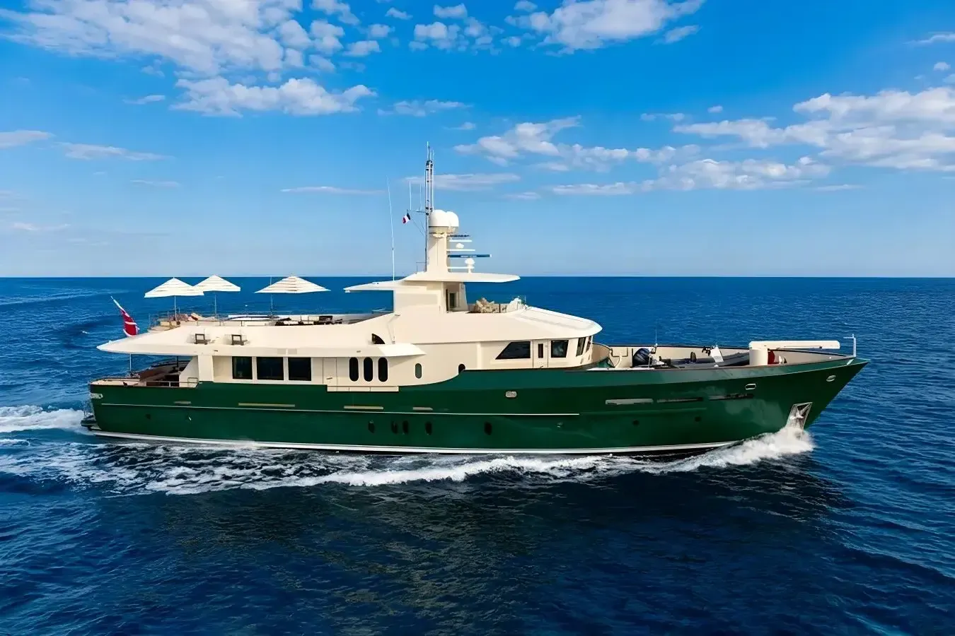 W Explorer yacht, a 119 ft Benetti luxury superyacht underway, 36.5 meters, built in 2009, 2016.