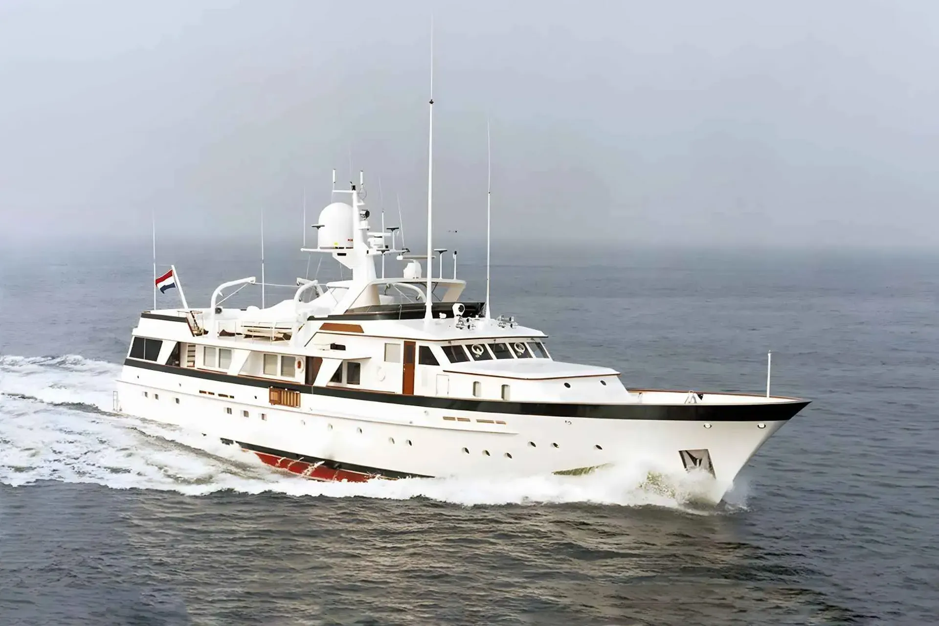 Yes yacht, a 126 ft Feadship luxury superyacht underway, 38.6 meters, built in 1982, 2006.